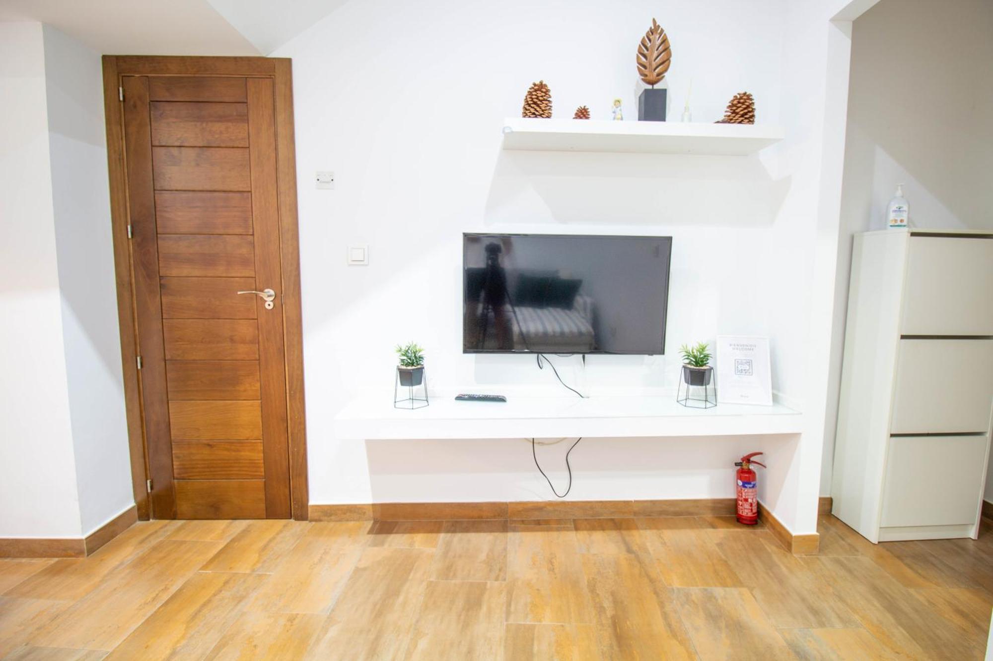 Rentitspain Confortable Apartamento Con Patio En โมตริล ภายนอก รูปภาพ